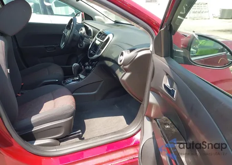 2019 Chevrolet Sonic Lt Auto z USA, uszkodzony, nr VIN 1G1JD6SB2K4112782